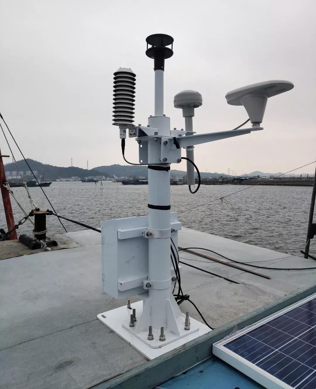 实物图6(渔船).jpg 实物图6(渔船).jpg